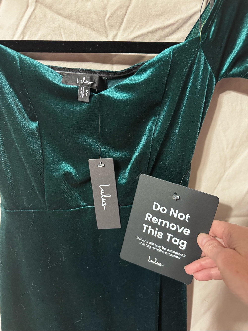 Lulu's Dark Emerald Off-Shoulder Velvet Mermaid Midi Dress - Picture 11 of 11